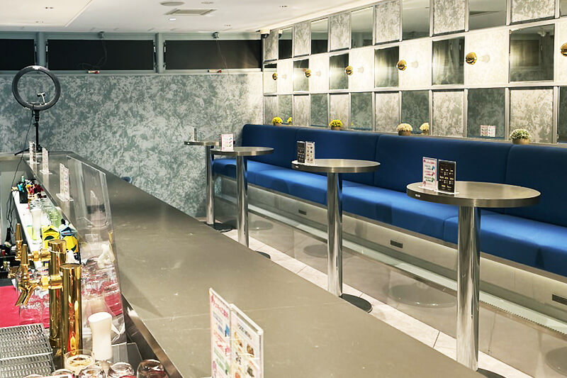 【にゃんパラ 〜にゃんこパラダイス〜】池袋コンセプトカフェ 店内写真